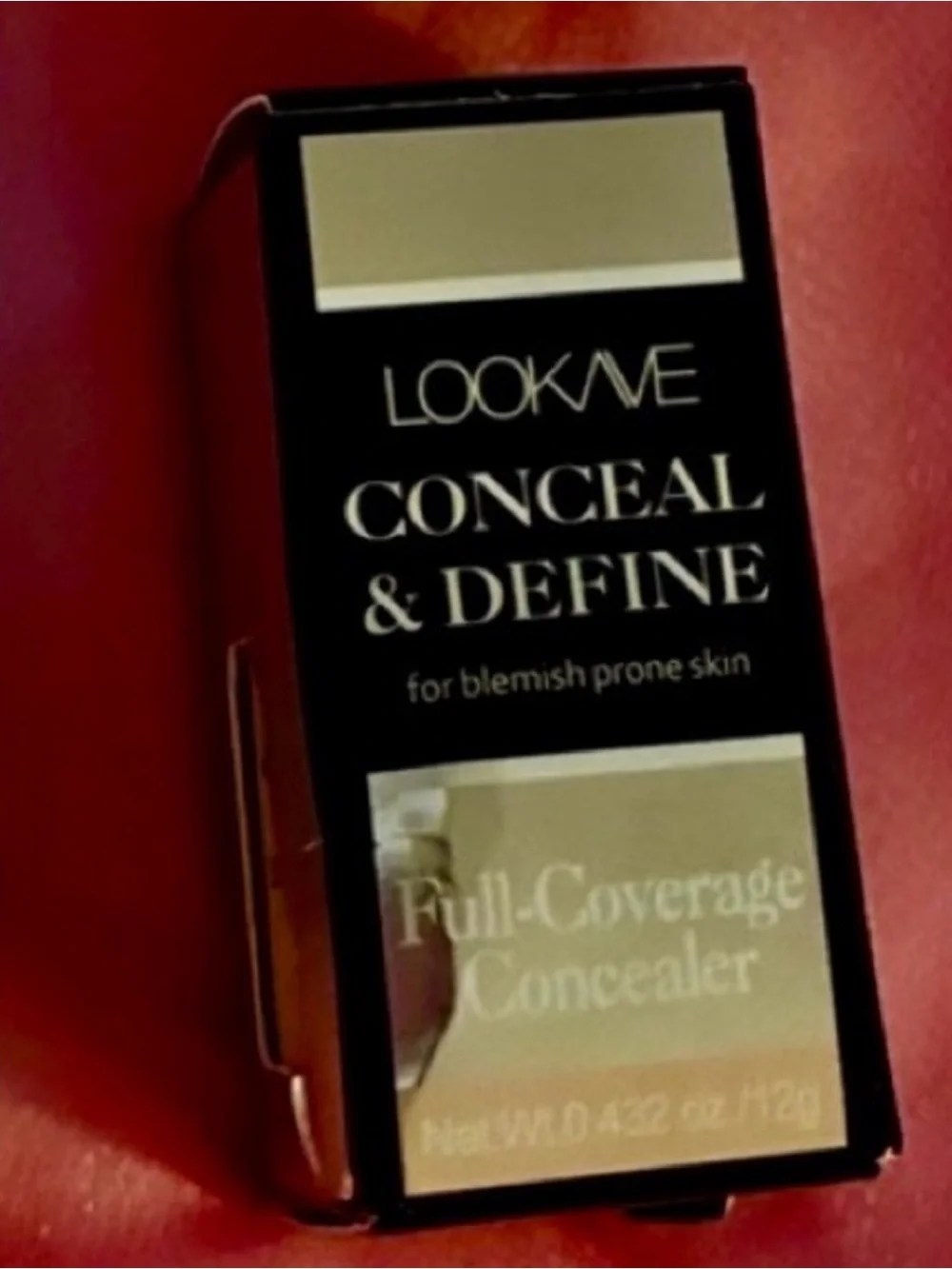 Luxe Foundation, sponge, brush application and concealer